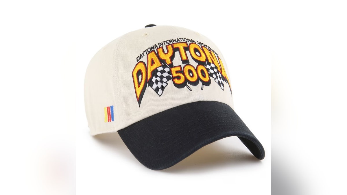 Go with a vintage look for race day. 