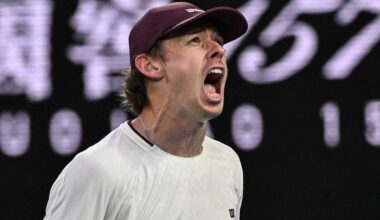 Alex de Minaur roars during his win against Hamad Medjedovic on Wednesday in Melbourne.