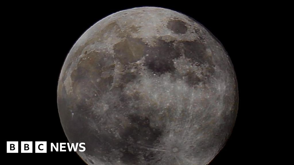 Wolf supermoon snapped over Scotland