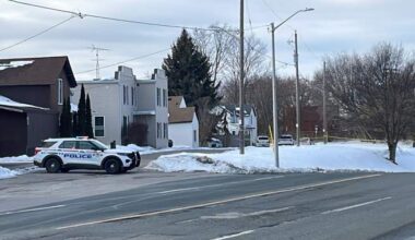 Ontario SIU probes Oshawa shooting that saw officer, suspect shot by police - Durham