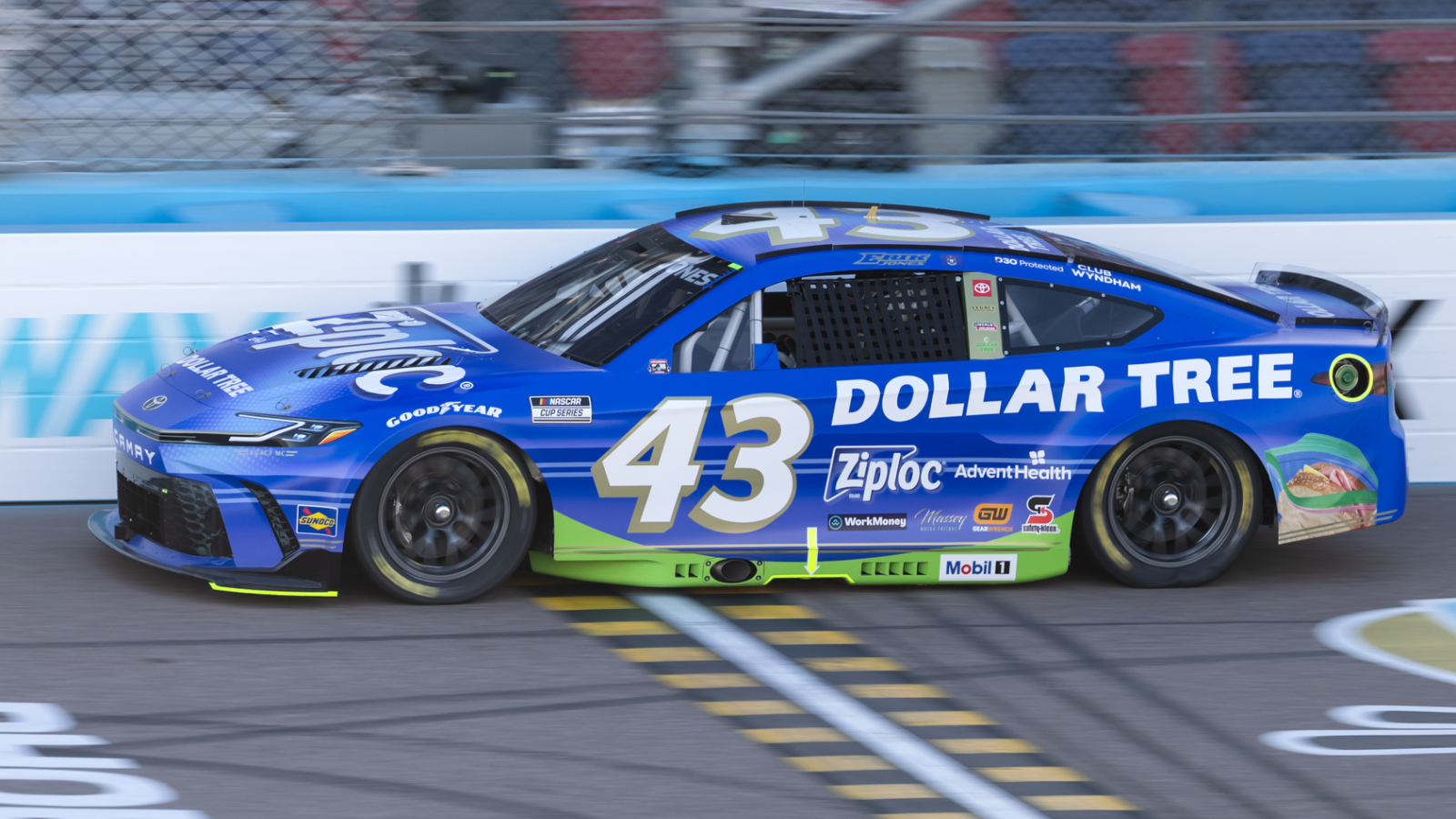 Erik Jones wouldn't mind seeing NASCAR Clash return to Daytona