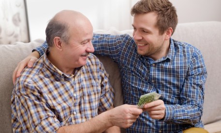 Proactive Technology Helps Extended Households’ Finances