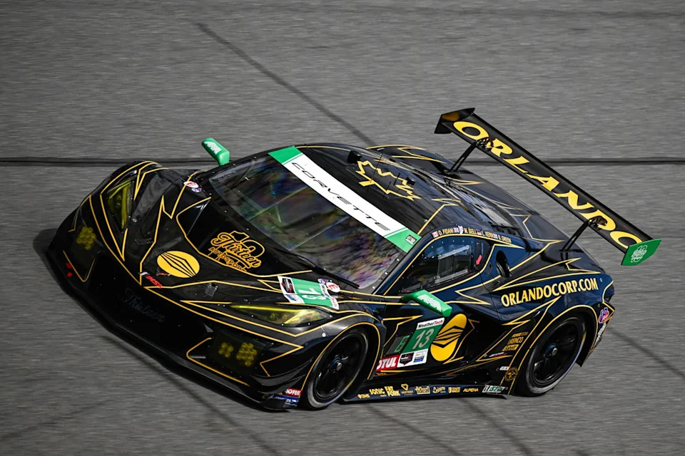 #13 13 Autosport Corvette Z06 GT3.R: Orey Fidani, Matthew Bell, Lars Kern, Ben Green