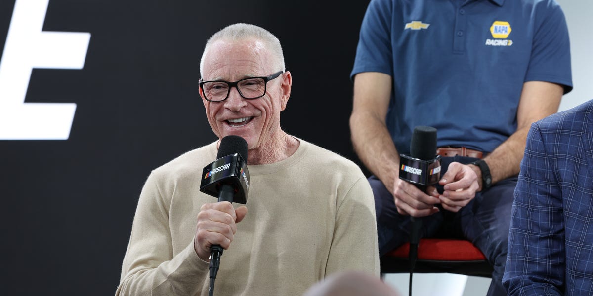 Mark Martin’s Long Fight With NASCAR Pays Off