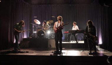 Watch Geese Perform “Au Pays du Cocaine” and “Trinidad” on Saturday Night Live