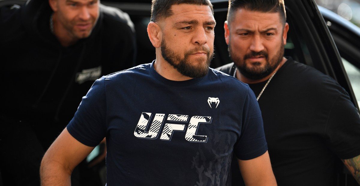 UFC’s Sean Strickland crosses paths with ‘legend’ Nick Diaz | Video