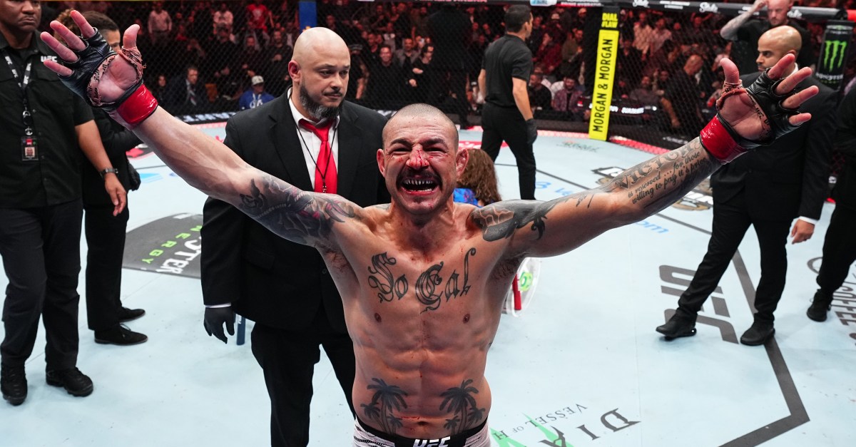 Cub Swanson books all-action opponent for UFC 327
