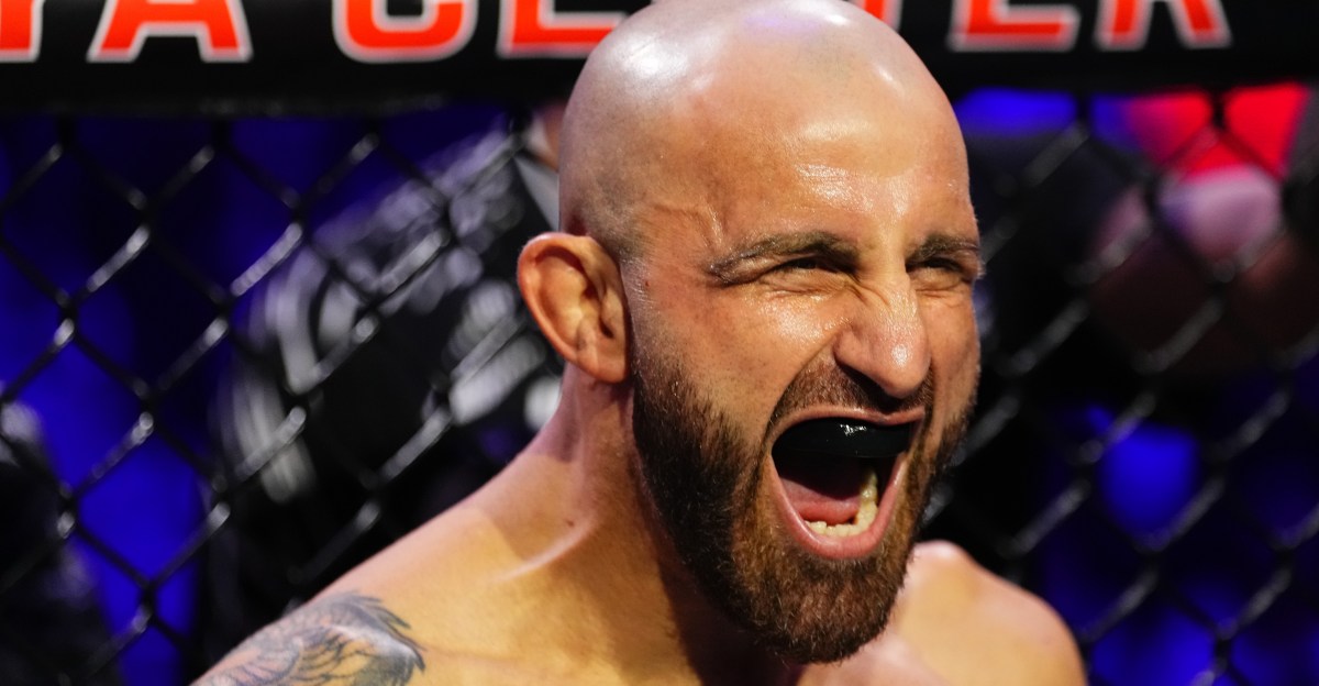 UFC 325: Alexander Volkanovski vs. Diego Lopes 2 live stream watch party