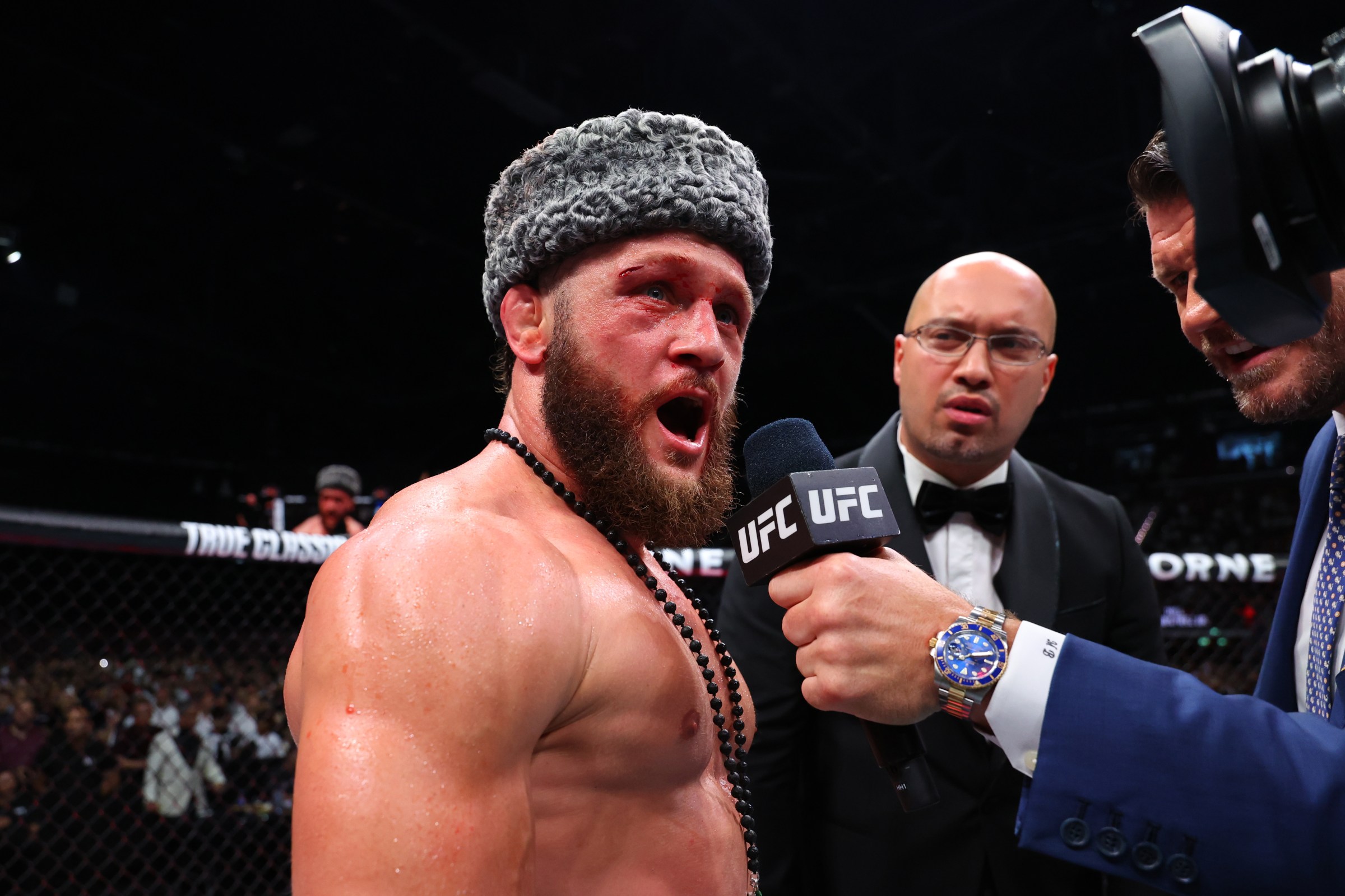 Rafael Fiziev has a fellow action fighter waiting for him at UFC 325.