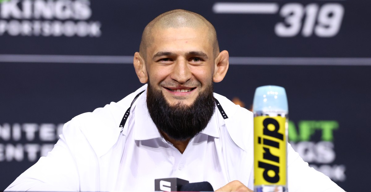 Khamzat Chimaev challenges Alex Pereira to UFC White House fight