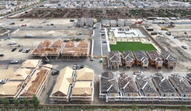 Mortgage rates fall to lowest level in more than three years