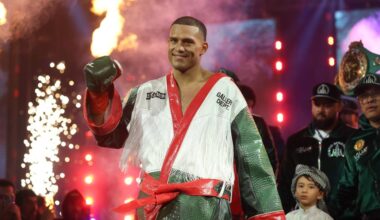 Benavidez Moves Up To Face ‘Zurdo’ On May 2