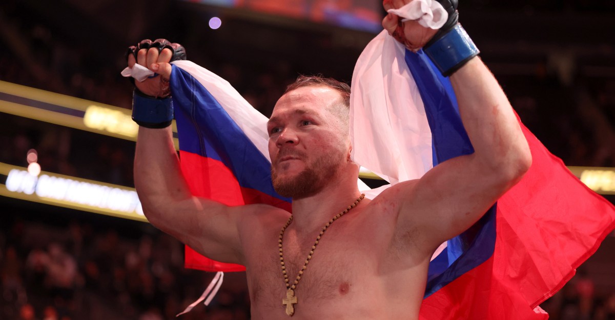 Are UFC Officials Banning Russian Fighters From White House Card?