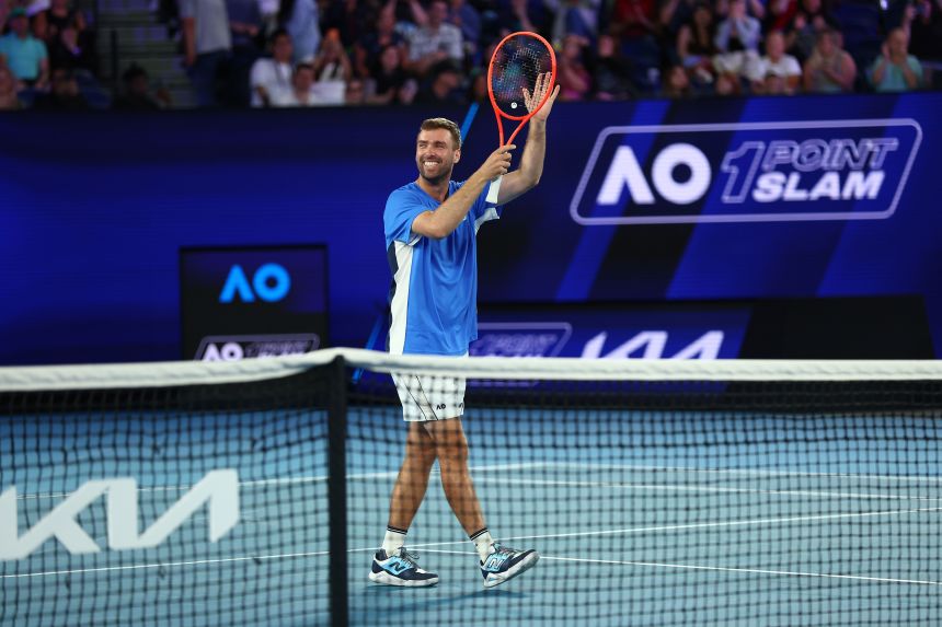 Smith celebrates victory in the One-Point Slam.