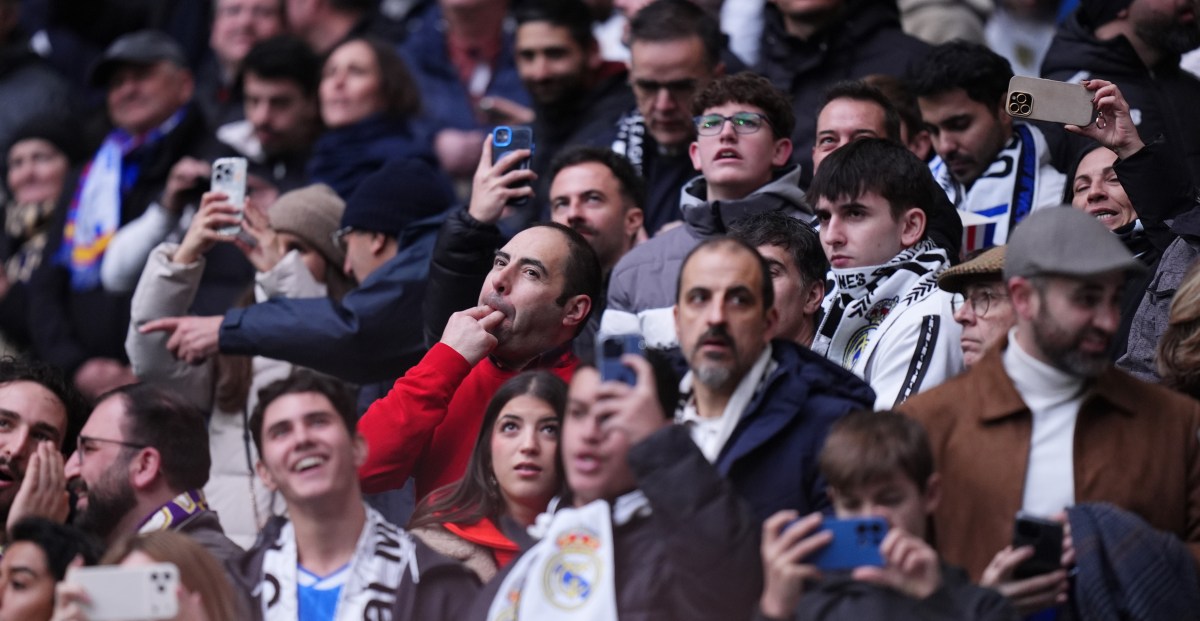 Jorge Valdano on the Whistles: “It’s a Yellow Card, Not a Red One”