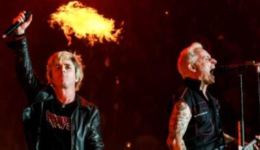 Green Day targets ICE, Stephen Miller with lyric change before Super Bowl - National