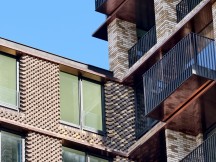 Daylight, telephoto cameras, 10x: vivo X300 Pro - 250mm, f/2.7, ISO 112, 1/100s (4080x3072px) - Honor Magic8 Pro vs. Oppo Find X9 Pro vs. vivo X300 Pro