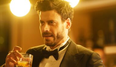 François Arnaud Reveals Plot Hole in Season 1