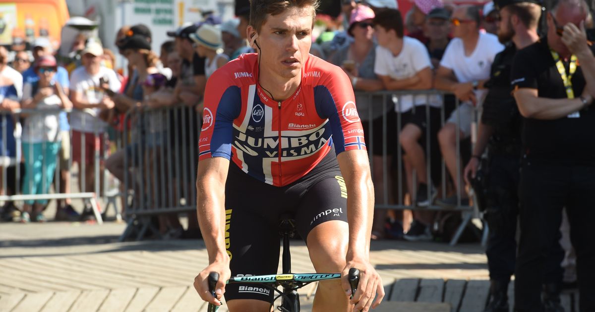 Once Van Aert's trusted right hand man, but now, Amund Grondahl Jansen (31) retires