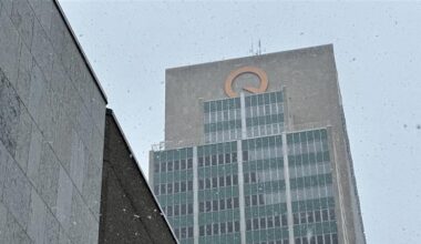 Heavy snow, deep cold leaves thousands without power on Montreal's West Island