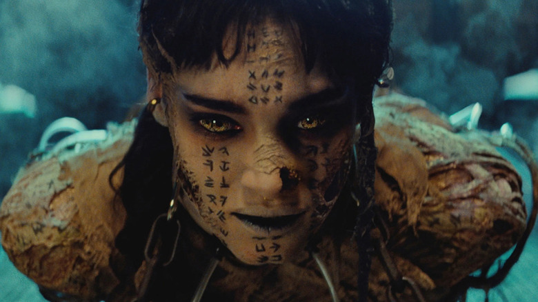 Ahmanet staring intensely ahead in The Mummy (2017)