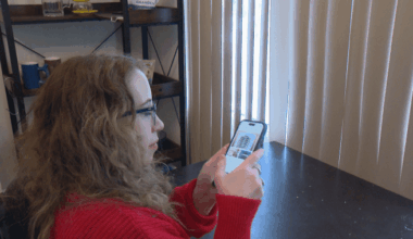 Calgary mother with mobility issues struggles to find suitable housing