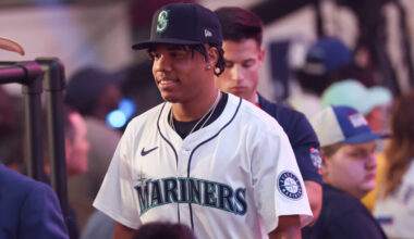 Mariners Reluctant To Deal From Major League Roster