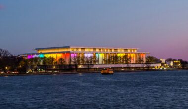 Kennedy Centre In Shambles After Renée Fleming Cancels Performance