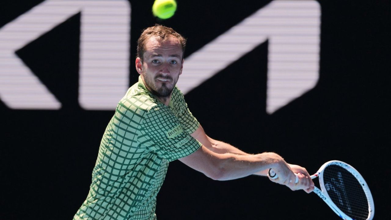 Daniil Medvedev's new outlook fuels Australian Open comeback