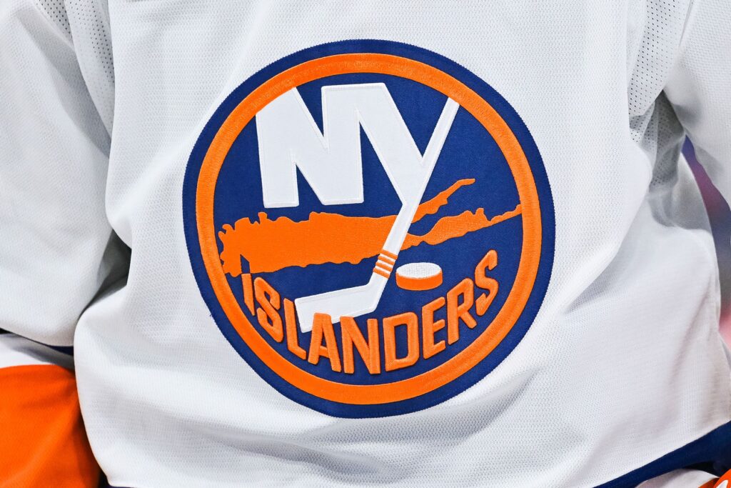 Islanders Open To Moving A First-Round Pick – Pro Hockey Rumors