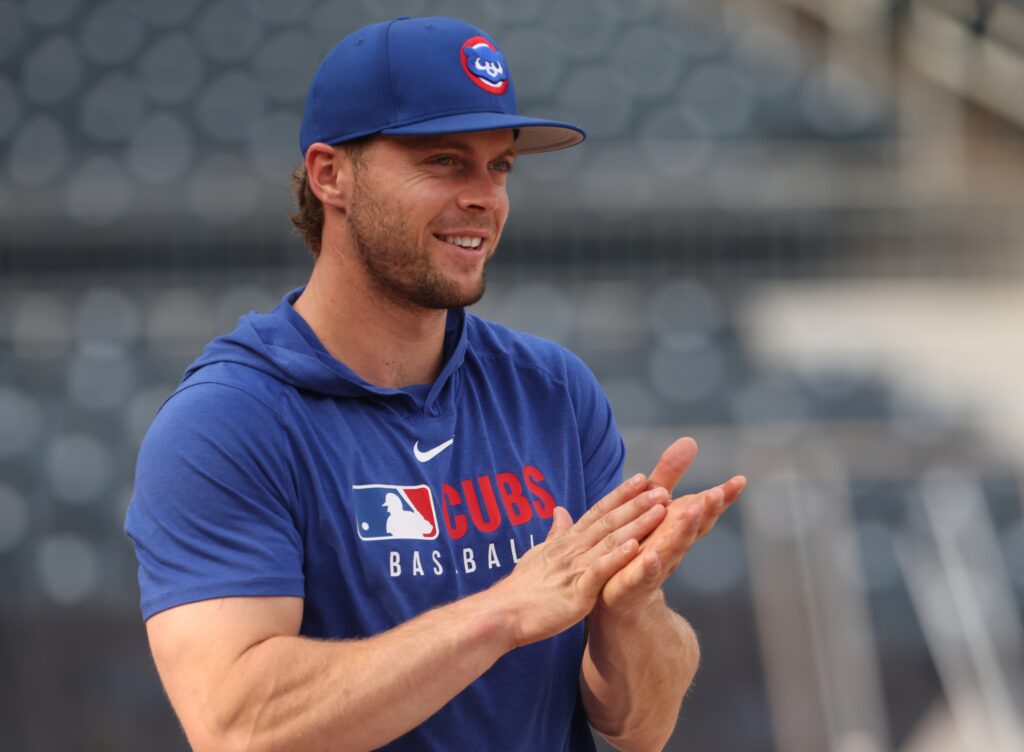 Hoerner, Donovan, Romero Among Mariners' Trade Targets