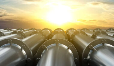 oil pipeline 2101162445 1200x810