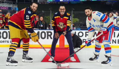 Luongo drops the puck | NHL.com