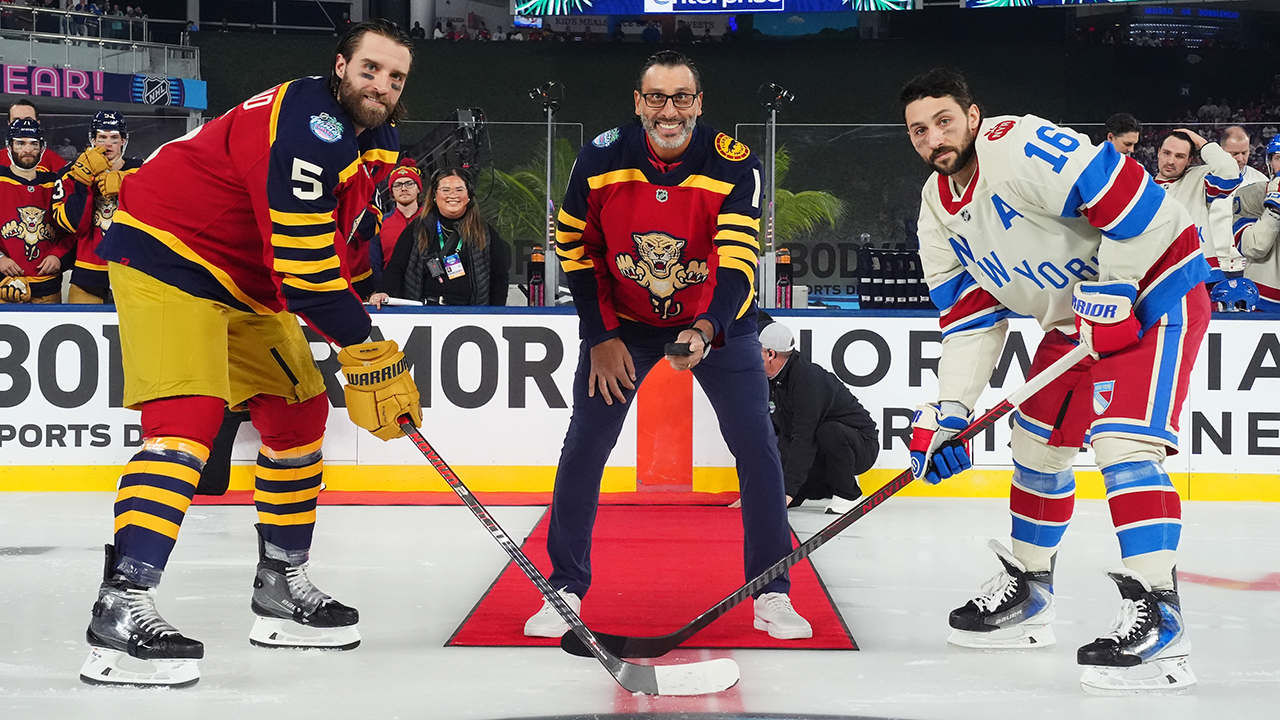 Luongo drops the puck | NHL.com