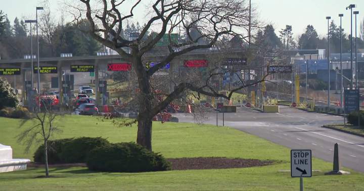 U.S. border crossings from Canada down 24 per cent as U.S. projected to lose billions - BC