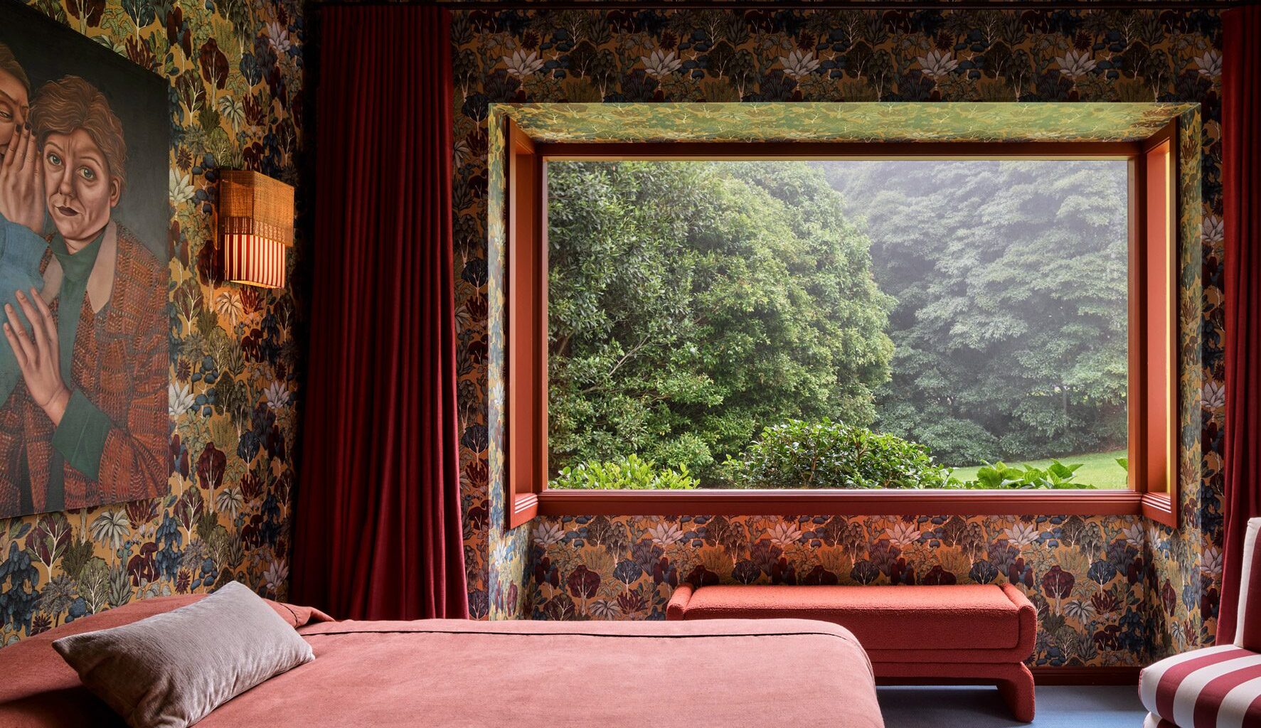 YSG creates "funhouse" feeling in Australian holiday home