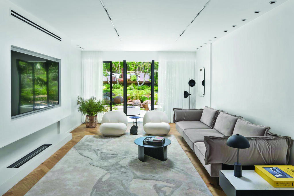 A home she designed to PR figure Zipi Romano (Photo: Shai Epstein) הבית שעצבה לציפי רומנו
