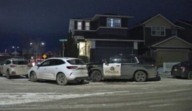 Calgary police tight-lipped on investigation into suspicious deaths in Redstone