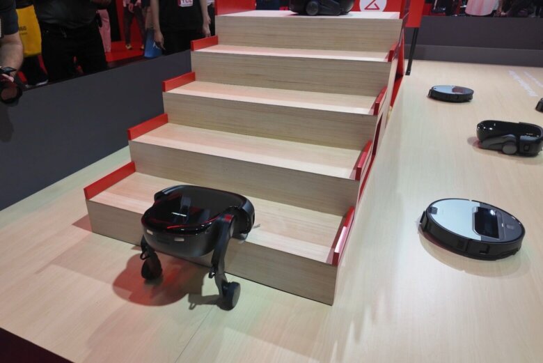 Roborock introduces world’s first automated vacuum that actually cleans as it climbs