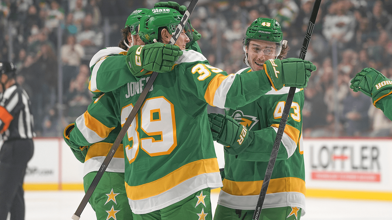 Jones' first NHL goal | NHL.com