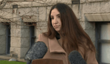 ‘I waited, I trusted’: B.C. woman with terminal cancer says health-care system needs help