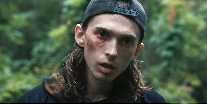James (Austin Abrams) is a drug addict in Weapons.