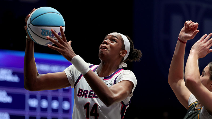 Seattle Storm Dominique Malonga dunk Unrivaled...