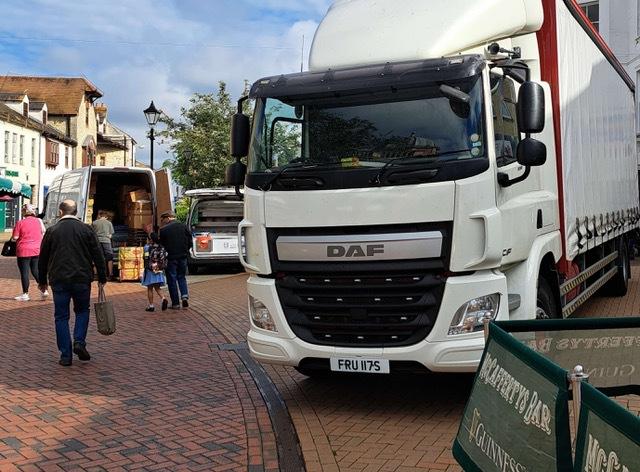 HGV on Sheep Street in Bicester