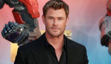 "We Always End Up in Tears": Chris Hemsworth Reveals the Cult Film He Watches with His Family and That Must Be Seen at Least Once