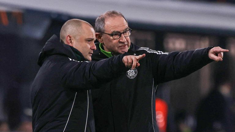 Martin O'Neill (R) and Shaun Maloney are in charge at Celtic until the end of the season 