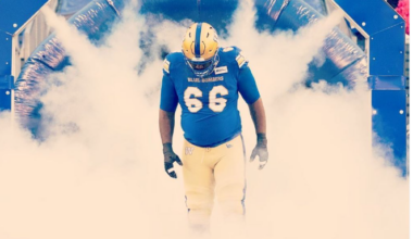 Most-decorated CFL lineman Stanley Bryant returns to Winnipeg