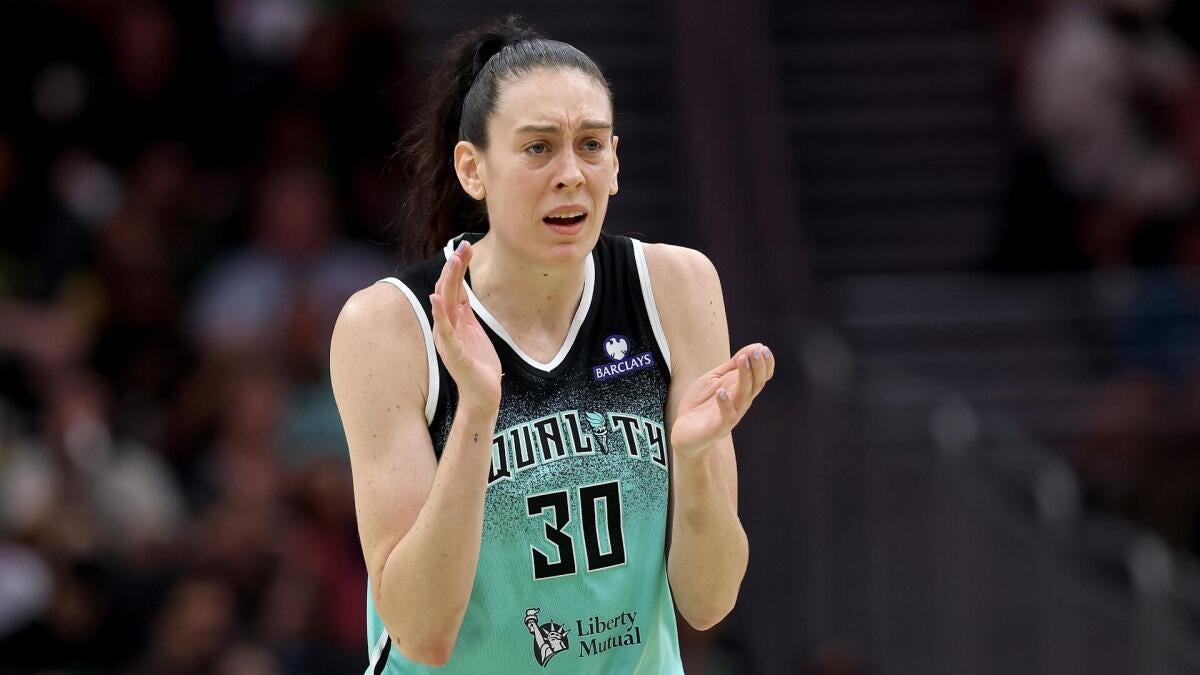 Breanna Stewart says WNBA, WNBPA won't reach a CBA deal by Friday deadline, will continue negotiating