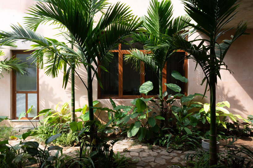 four spatial sequences compose indian residence anchored in memory