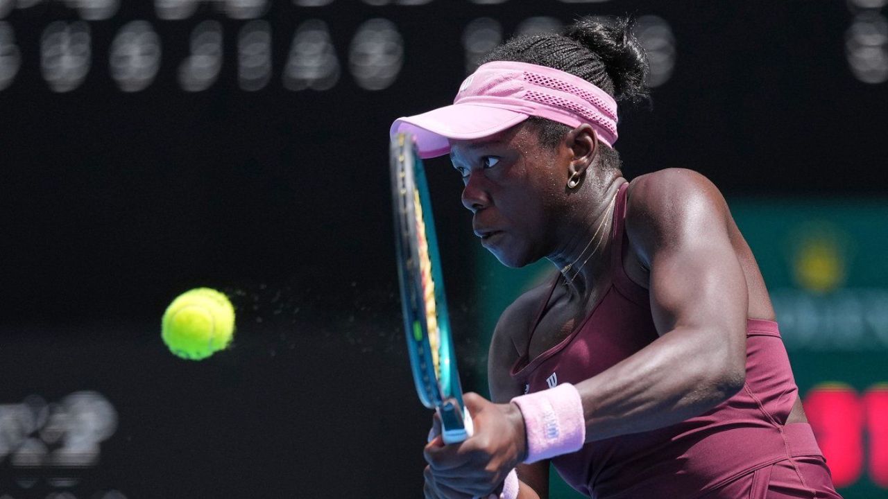 Canada's Mboko falls to Sabalenka in fourth round of Australian Open